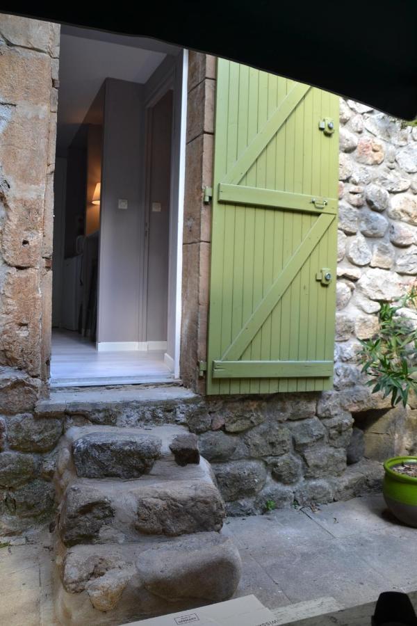 Maison Sous Le Pont Bed and Breakfast Meyras Exterior foto